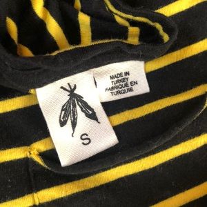 Bumblebee striped tee